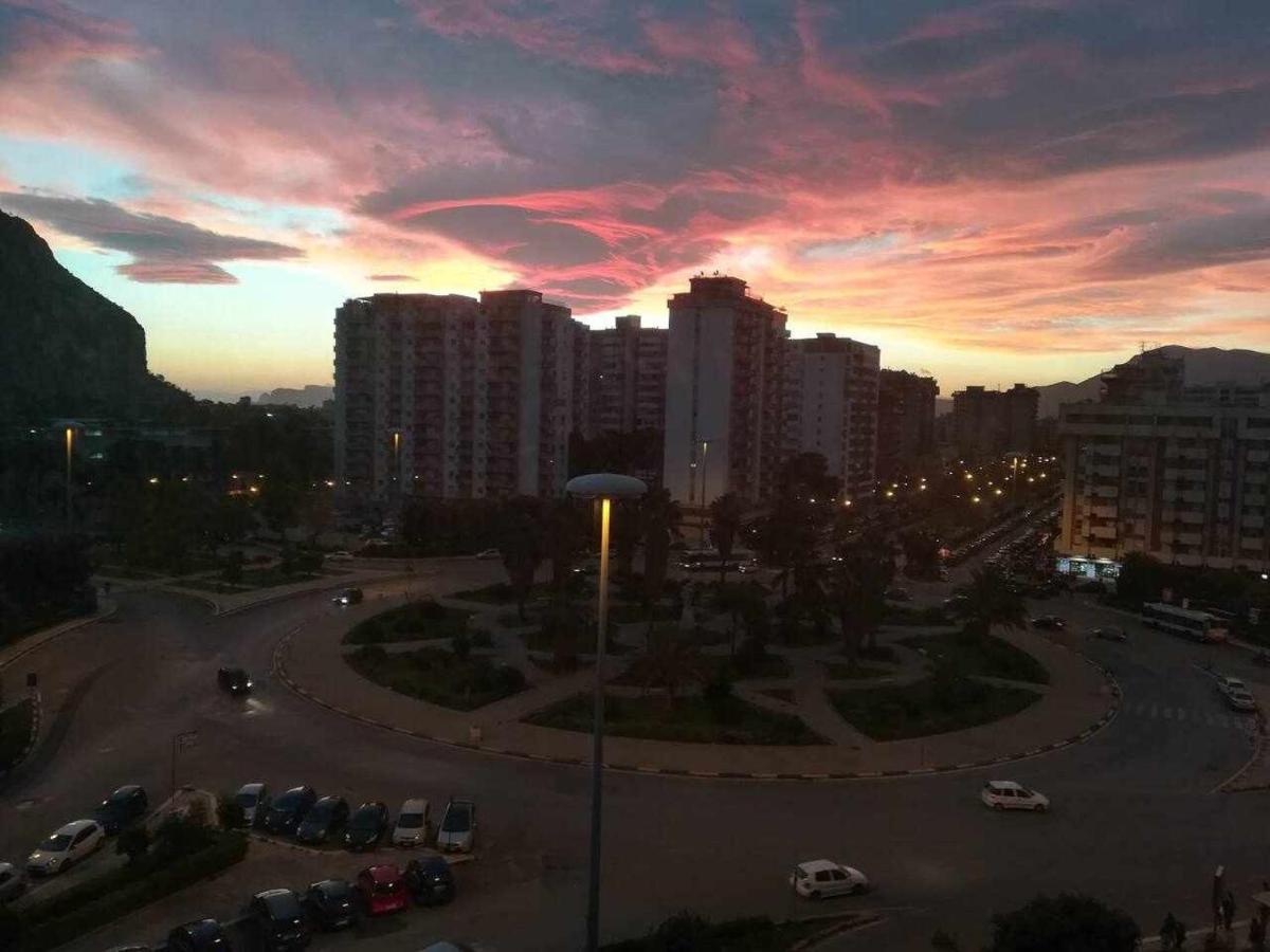Favorita Suites Palermo Exteriör bild
